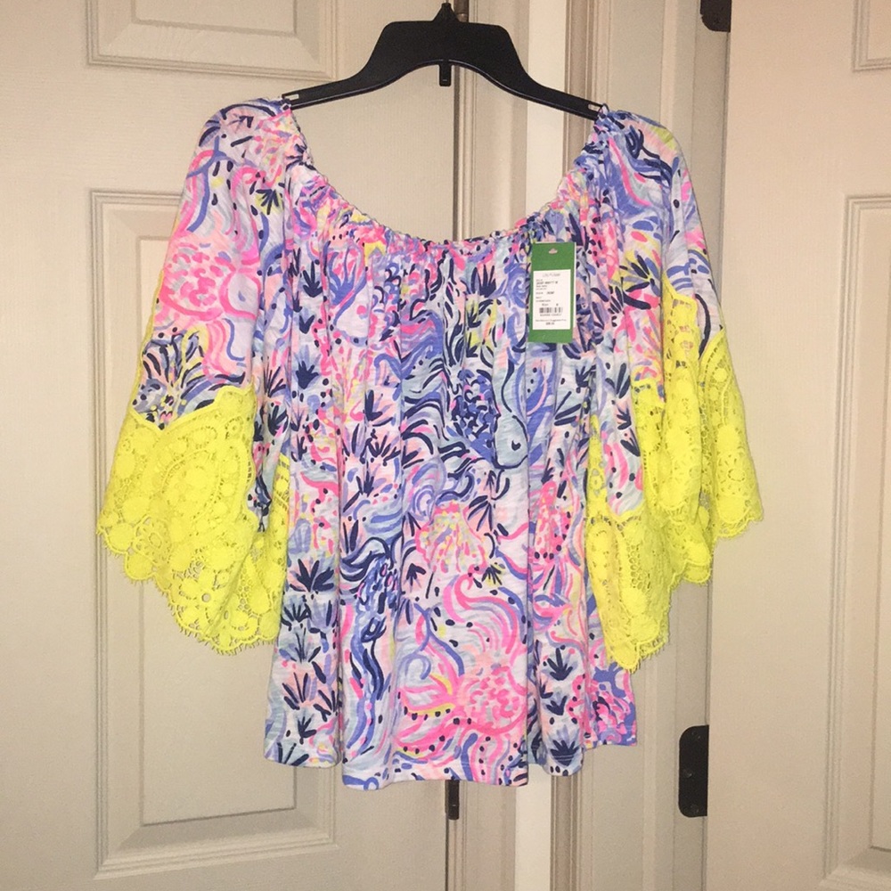 Lilly Pulitzer off shoulder top, size medium, NWT